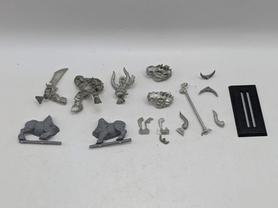 Warhammer The Old World: Orks & Goblins Ork Warlord Grotfang (BA079)