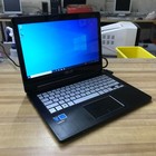 Foto 1 di 12