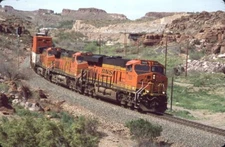 BNSF 7929 ES44C4 KINGMAN CANYON AZ ORIGINAL SLIDE 05-20-16 T23-13