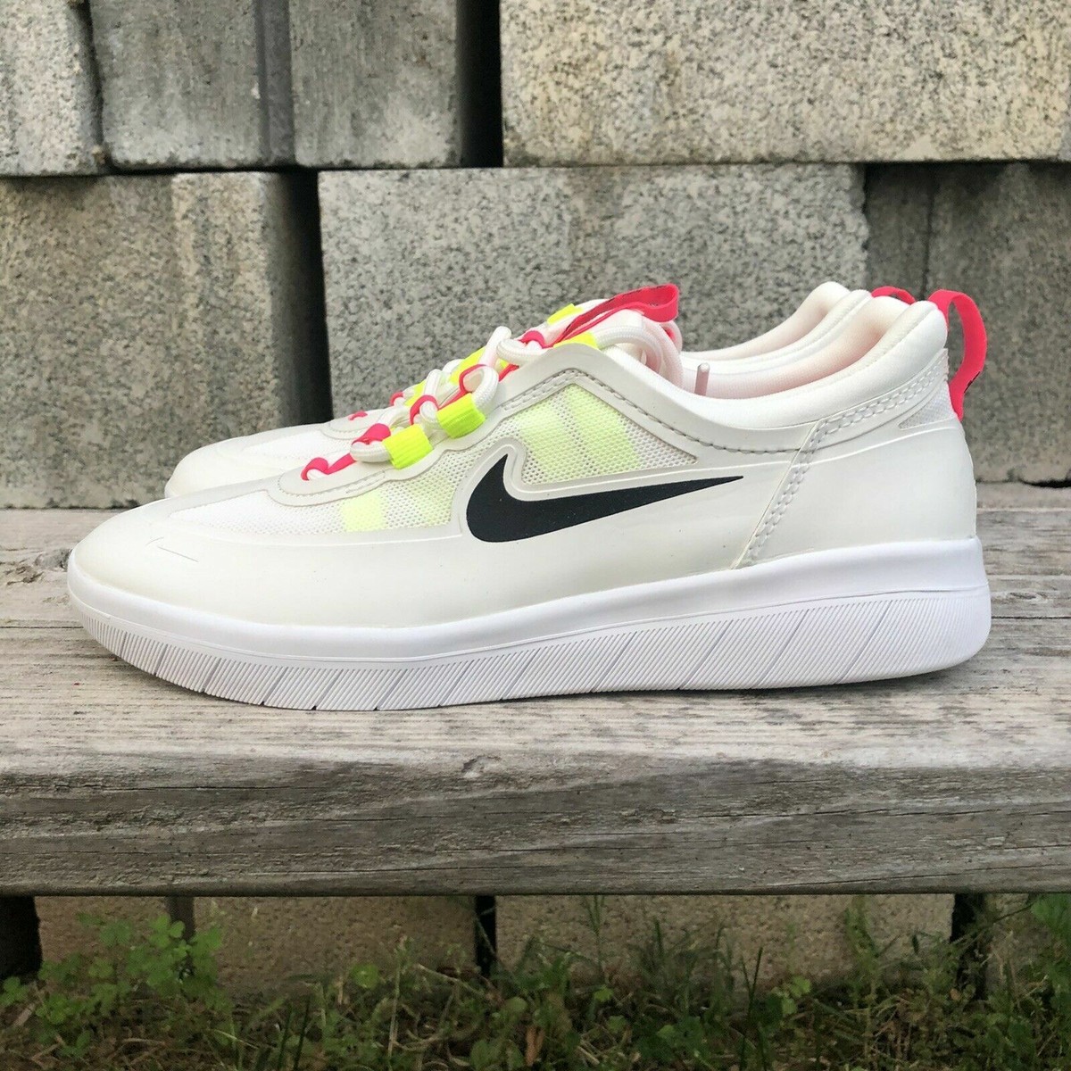 Nike SB Nyjah Free 2 White Volt Green Black BV2078-102 7.5