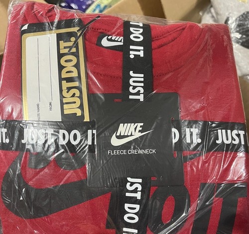 Boys Nike Just Do It Fleece Pullover Sweatshirt, Boy's, Red, Size 7 - Picture 2 of 3