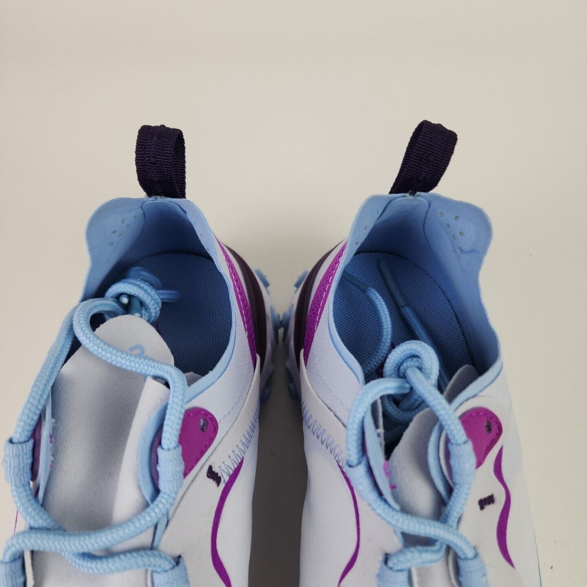 nike react element violet