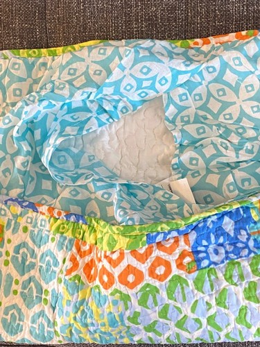 NUOVO NUOVO CON SCATOLA Cynthia Rowley NEW YORK set 3 pezzi copriletto trapunta 2 federe patchwork - Foto 13 di 13