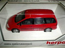 Herpa 1/43 SEAT Alhambra (Red)