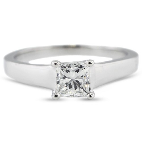 Anillo de compromiso solitario de oro blanco con diamantes naturales princesa 1,47 quilates F/VS1 - Imagen 18 de 24