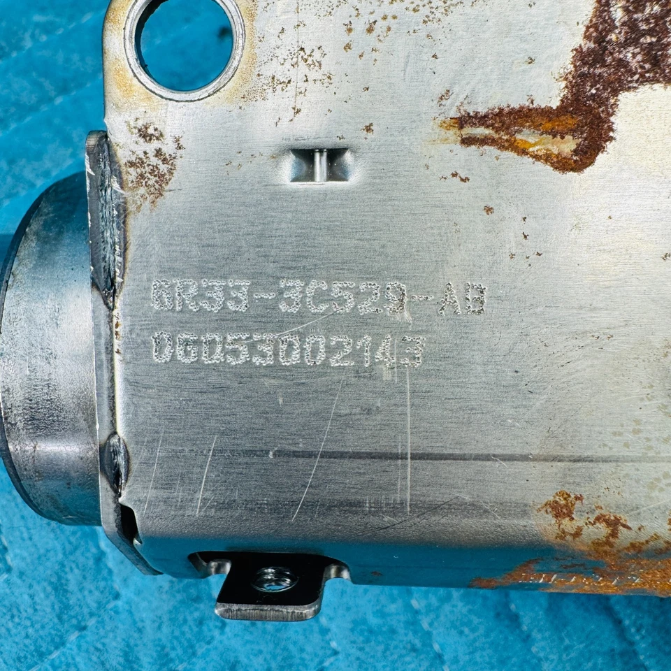 Conjunto de carcasa de columna de dirección Ford Mustang GT 2005-2009 OEM 6R333C529AB Foto 3 de 4