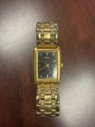Vintage Seiko V701-5E49 Mens Tank Watch 25mm Black Dial Orig Seiko Band