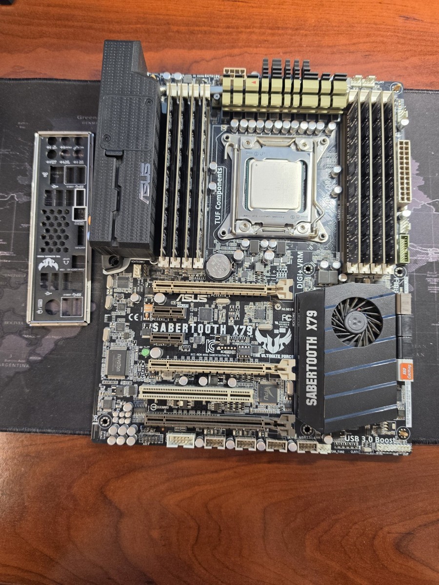 Asus Sabertooth X79 ATX Desktop Motherboard + 3.6Ghz i7-3930K CPU