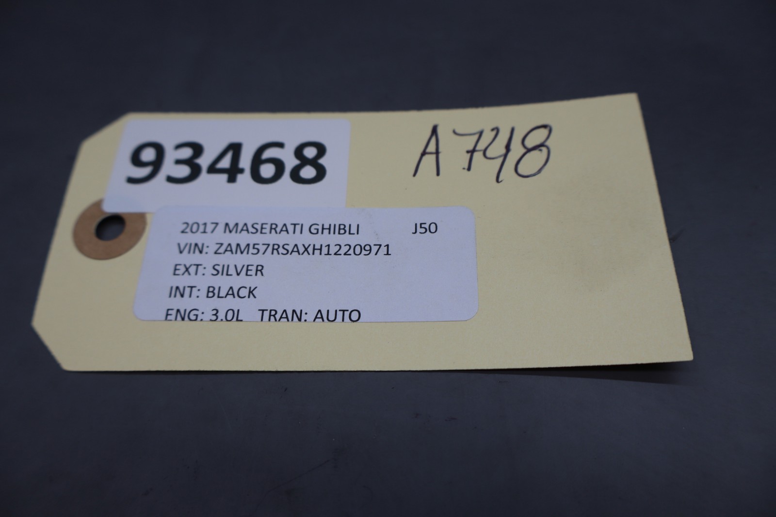 Maserati Ghibli 2013-2022 Front Right Dashboard side cover