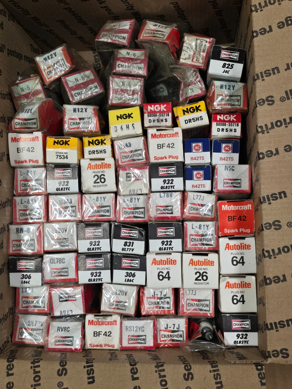 NGK,Champion Marine 60 pcs Lot Of Spark Plugs,Mercury,Johnson,Evinrude Outboard