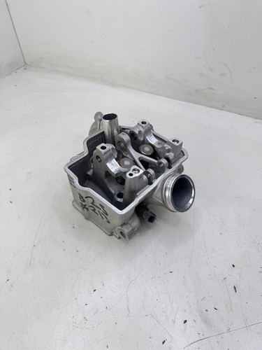 2018 Honda CRF450R Cylinder Head Valves Top End Motor OEM #213 - Picture 4 of 18