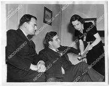 o11718 1940 orig news photo politics DA Thomas Dewey & Wendell Wilkie w Grace Gr