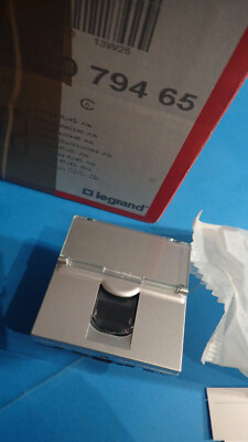 Prise RJ45 Catégorie 6 FTP étanche à Volet Plexo IP55 Avec Enjoliveur Gris 069569l
