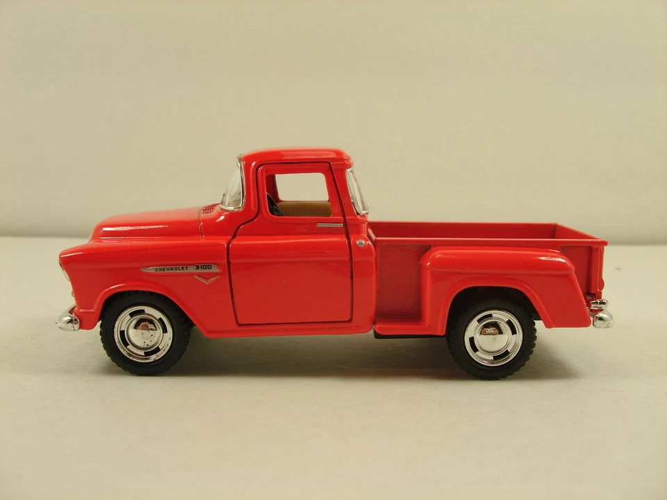Nueva camioneta pickup Chevy Stepside 3100 1955 Kinsmart de 5" modelo fundido a presión 1:32 naranja Foto 3 de 4