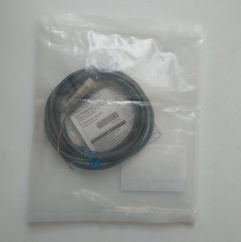 OMRON E2E-X5MF1-Z Proximity Sensors E2EX5MF1Z New In Box Free Shipping 1PC - Picture 2 of 2