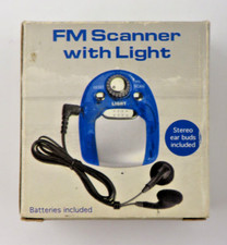 Vtg ELEC0005 FM Radio Scanner w/ Light Stereo Ear Buds Batteries NOS New