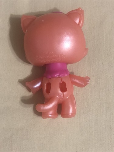 Glow Up Spin Master Cat Hatchimals occhi chiusi lampeggiano quando la testa viene spinta - Foto 2 di 7
