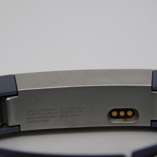 Fitbit FB406 Fitness Sleep Tracker Unisex Watch Untested - Photo 7 sur 12