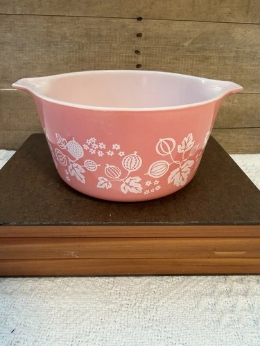 Vintage Pink Pyrex Gooseberry Casserole Dish | 1 Qt | Model 473