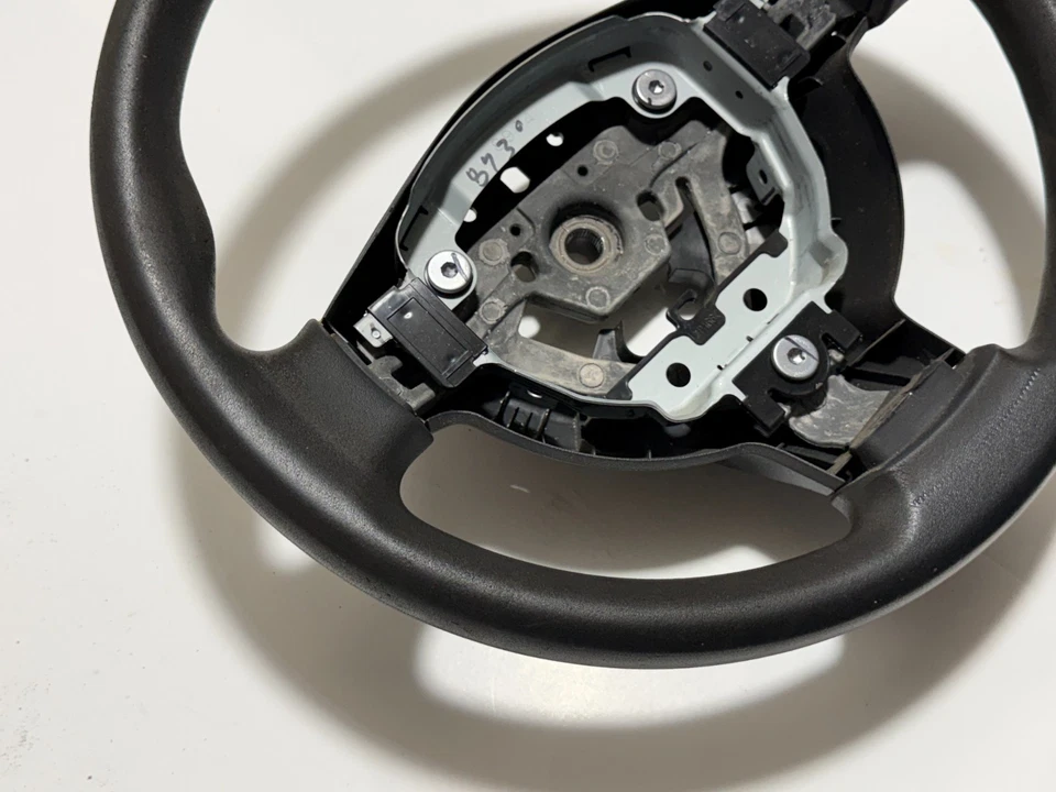 2007-2012 NISSAN SENTRA DRIVER STEERING WHEEL OEM - Image 4 of 4