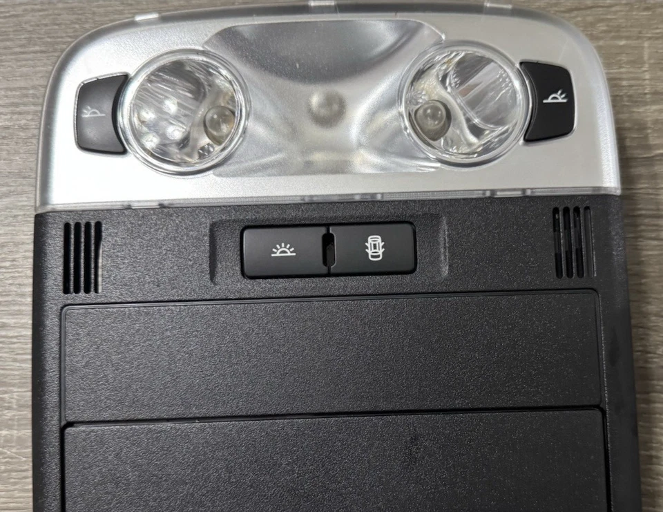 2008 2009 Pontiac G8 GT GXP Holden Dome Light Overhead Console Sunroof Switches - Image 3 of 4