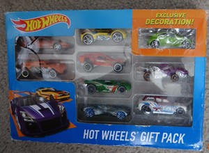 hot wheels gift pack 9 cars