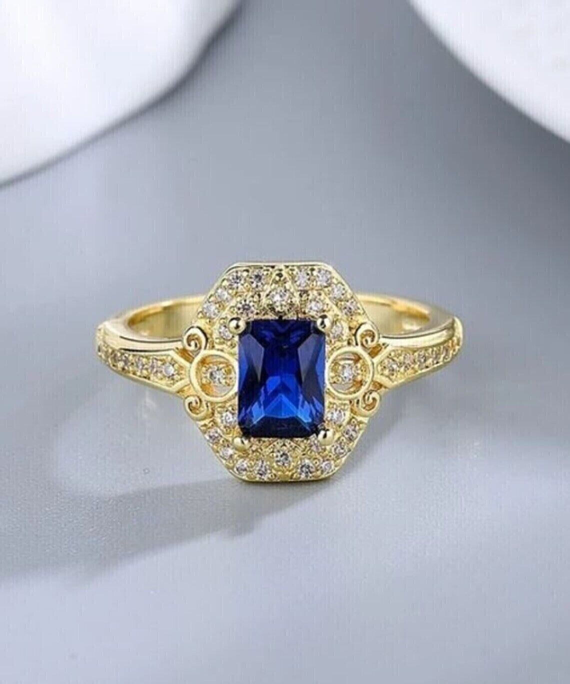 Stunning 14k Yellow Gold Plated Emerald Simulated Sapphire Wedding Band Ring-image