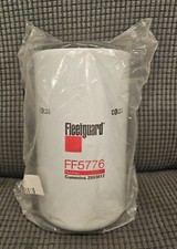 Fleetguard FF5776 - Fuel Filter - Secondary, ...