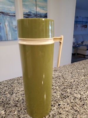 Vintage Avocado  Green Thermos Model 7402 King Seeley Insulated Vacuum Jar 