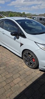 Ford Fiesta St200