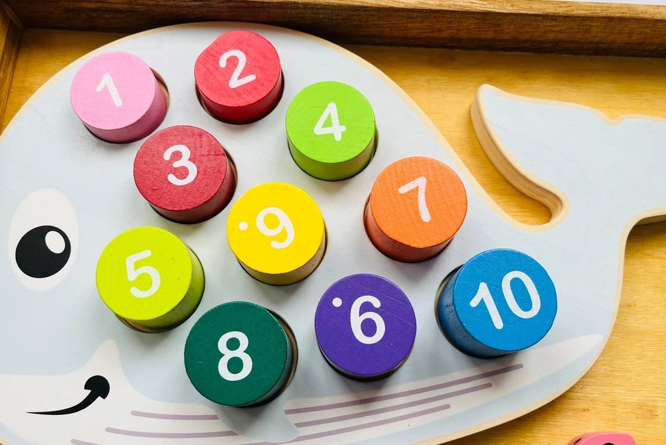 Vassoio Montessori a Forma di Balena Con Numeri 1-10  gioco educativo LIDANAH - Immagine 3 di 4