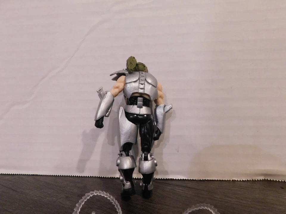 Hasbro Marvel Universe Whiplash 3.75" Figure Iron Man 2 Comic Series - Image 2 of 2