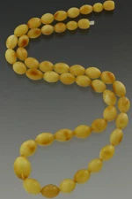 Genuine BALTIC AMBER Egg Yolk Perfect Olive Beads Necklace 17.5g 180927-8