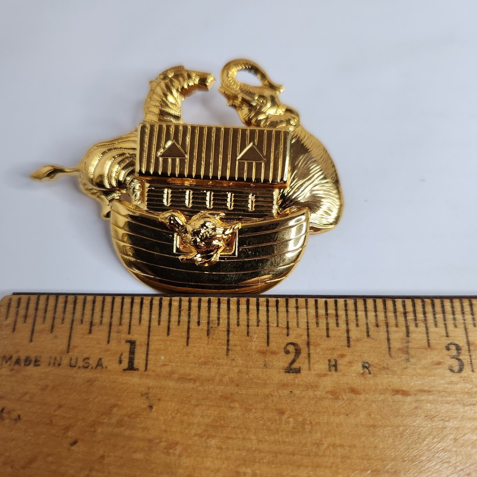 VINTAGE Noah's Ark Premier Design Gold Tone Brooch Fashion Jewelry Pin