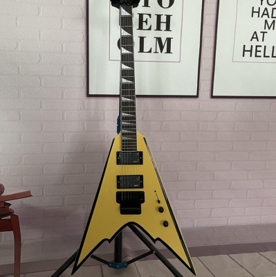 Custom Electric Guitar Phil Demmel Demmelition Signature King V Yellow HH Pickup