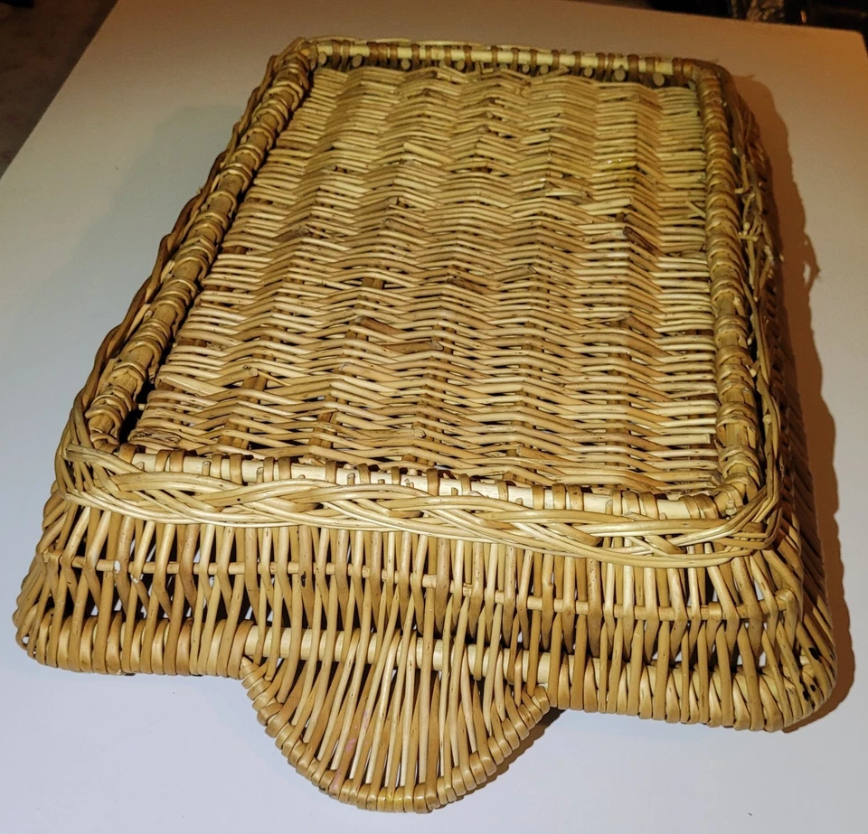 Vtg Rattan Wicker Basket Serving Tray Handles BOHO Decor Baskets 20"x13"x3" - Image 3 of 4