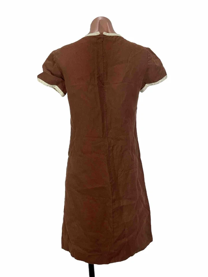 Vestido recto vintage marrón blanco MOD Chetta B Bergdorf Goodman M Foto 2 de 4