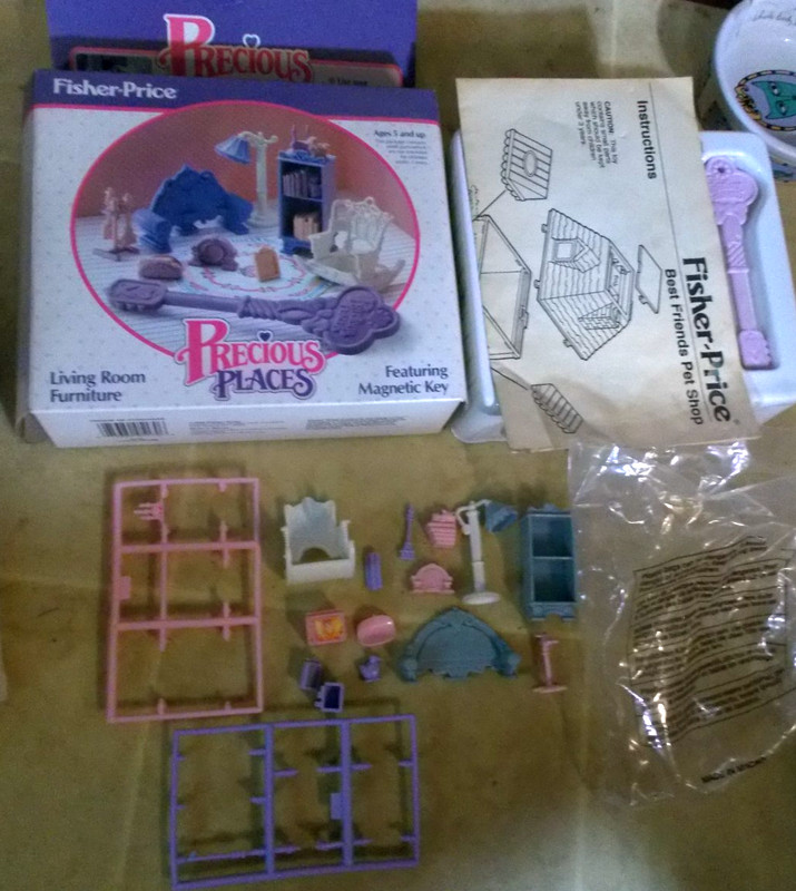 Precious Places Fisher Price Living Room  Furniture*