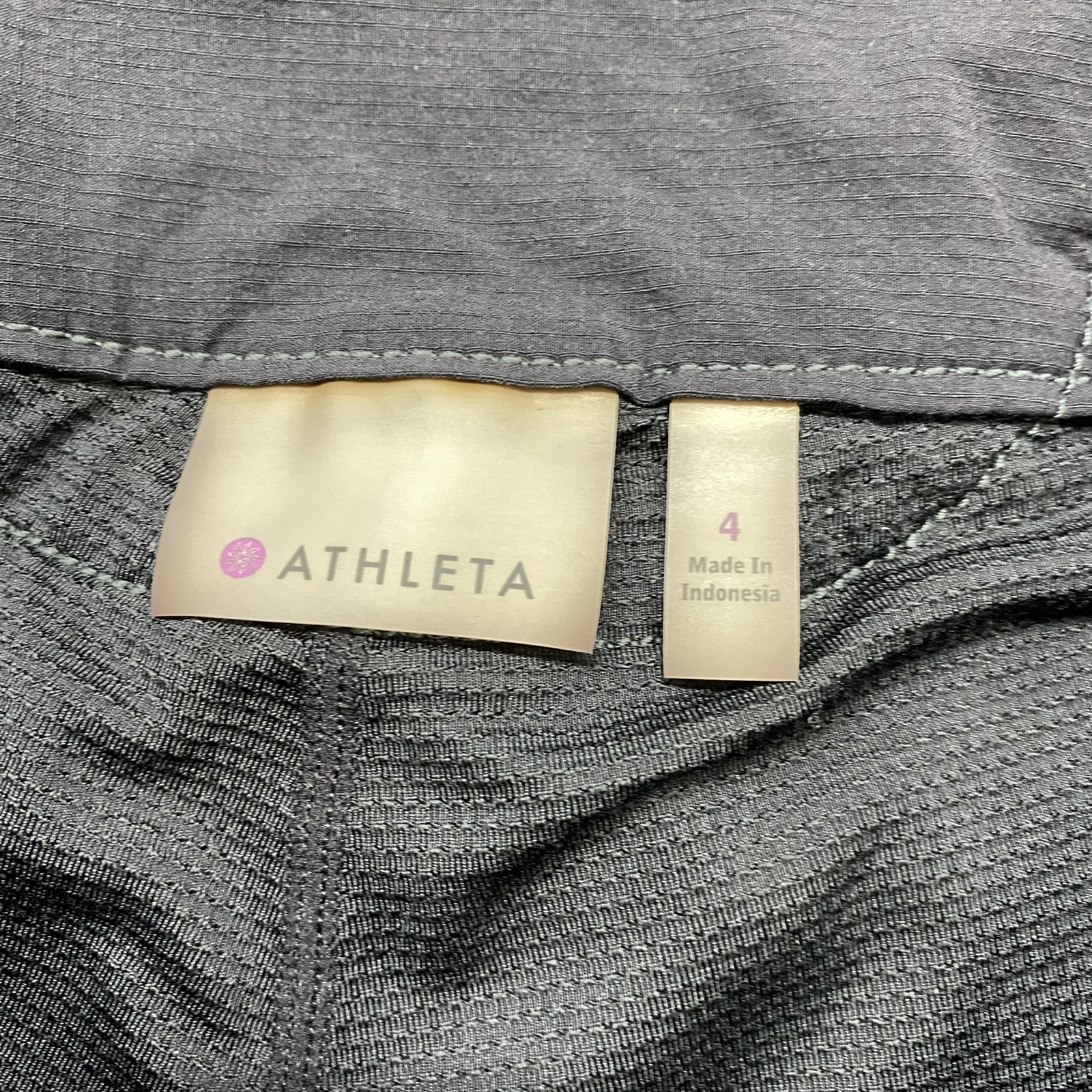 ATHLETA Snap Button Zip Pocket Black Athletic A-L… - image 7
