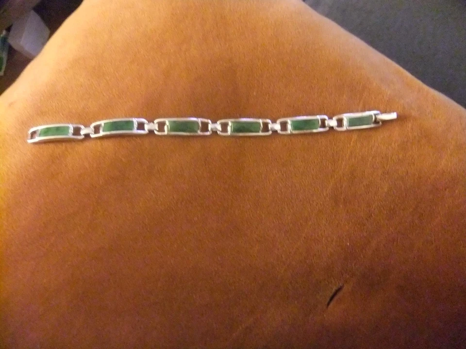 schönes Armband 835