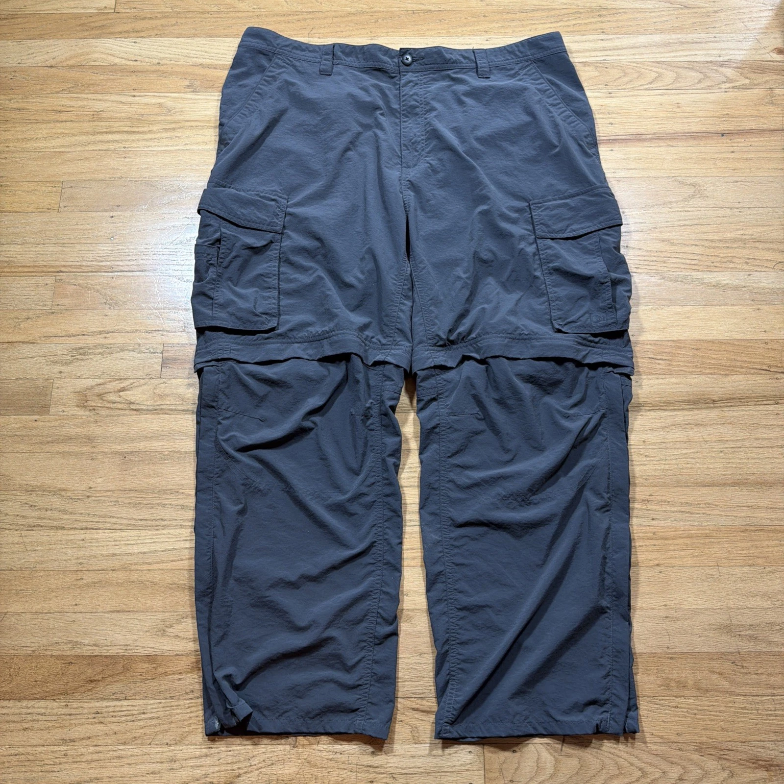 REI Co-op Mens Grey Convertible Hiking Outdoors Pants XXL 28L Outdoors 40x28
Opens in a new window o