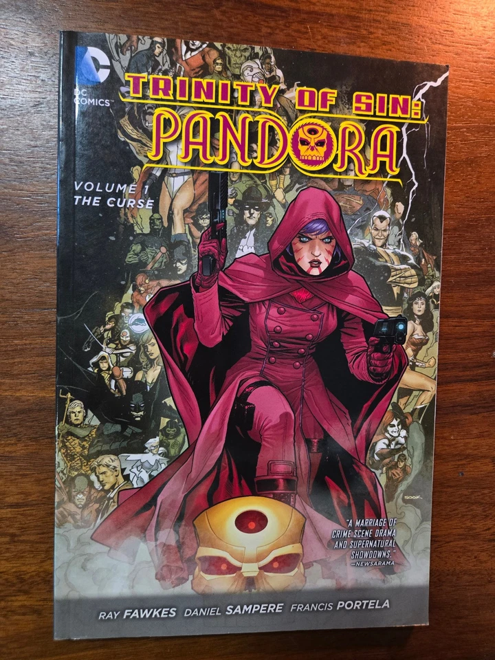 DC Comics New 52 Trinity Of Sin: Pandora Vol. 1-2 & ThePhantom Stranger Vol. 3 - Image 3 of 4