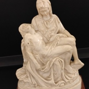 Pieta Statue Vatican Pavilion 1964-65 New York World's Fair Collectible