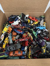 HOT WHEELS - Lot Of 200- Diecast Cars Vehicles Loose, Matchbox  Others Amazing