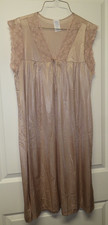Vintage JC Penney Nightgown - Women's Size Medium - Nude Color - RN18369 0311