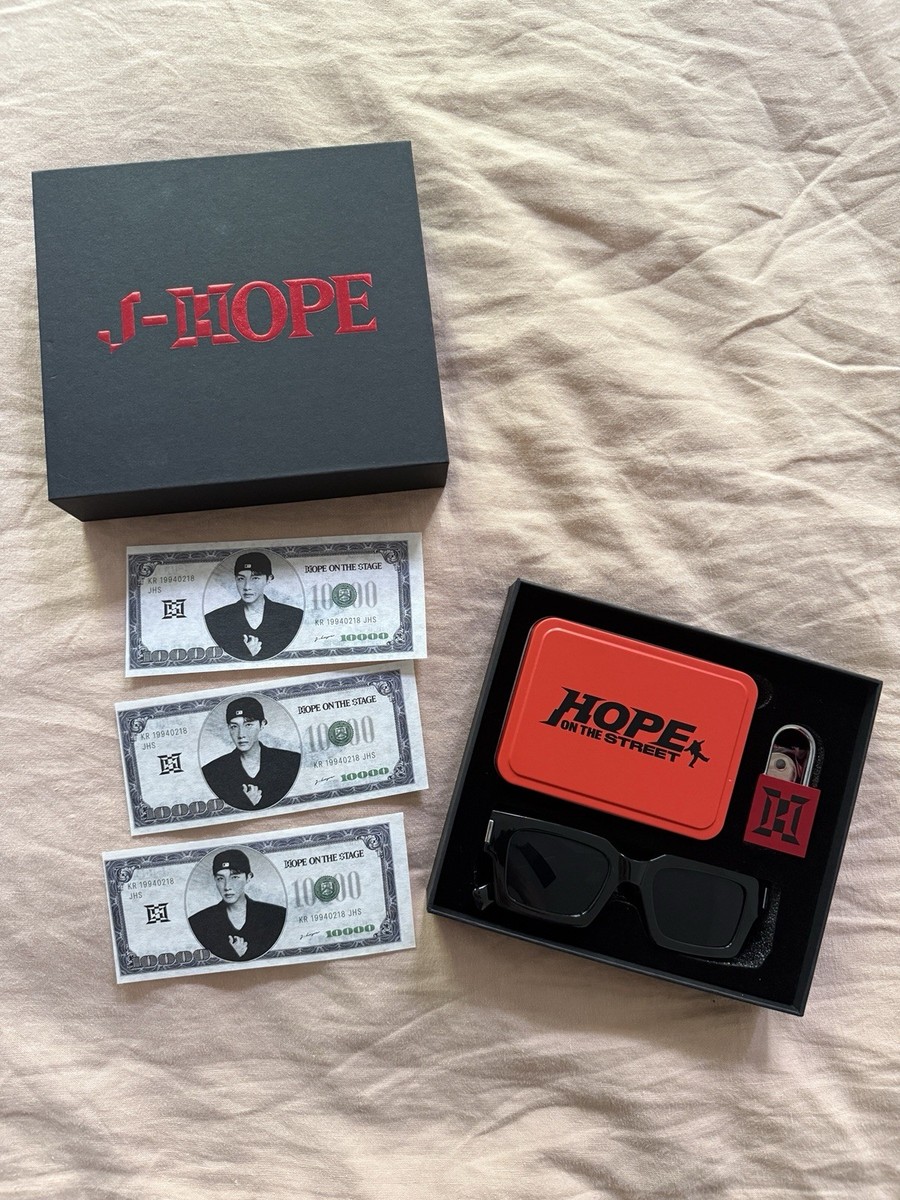 BTS J-HOPE ON THE STAGE VIPギフトBOX US限定 Official J HOPE VIP Gift Box From Hope On The Stage with