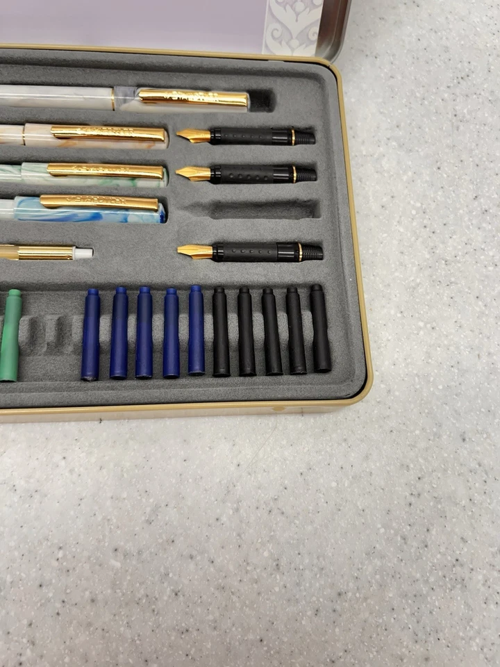 STAEDTLER CALLIGRAPHY SET- INCLUDING METAL STORAGE TIN - Image 4 of 4