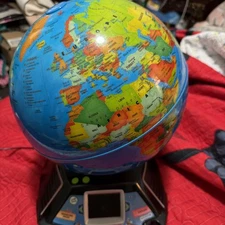 Leapfrog Magic Adventures Globe w/ LCD Integrated Video Screen Display 80-605400