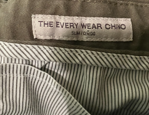 Pantalones chinos Every Wear ajuste atlético Goodfellow & Co verde oliva 36 x 32 - Imagen 6 de 7