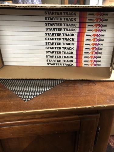7g nos AURORA AFX 15" STARTER TRACK ~ NO BROKEN PARTS OR TABS ~ EXC COND ~ CLEAN - Picture 2 of 3